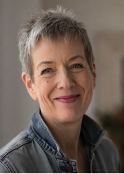 Beate Teschner - corpus 2 Arbeitgebermarketing für die grüne Branche Beate Teschner - corpus 2 Arbeitgebermarketing für die grüne Branche